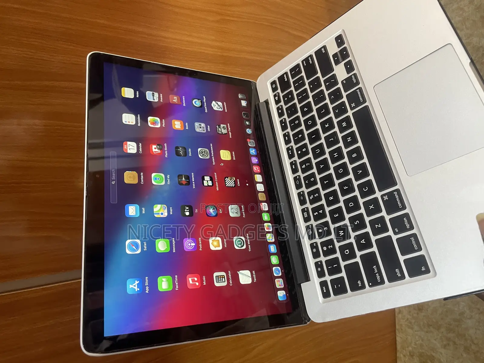 Laptop Apple MacBook Pro 8GB Intel Core i5 SSHD+SSD 512GB