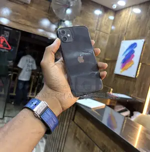 Apple iPhone 11 128 GB Black