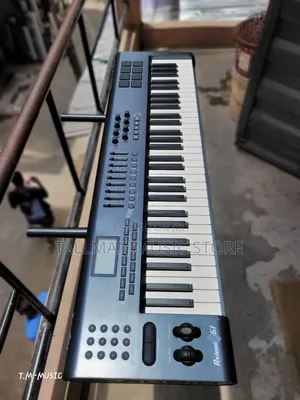 M-Audio Axiom 61