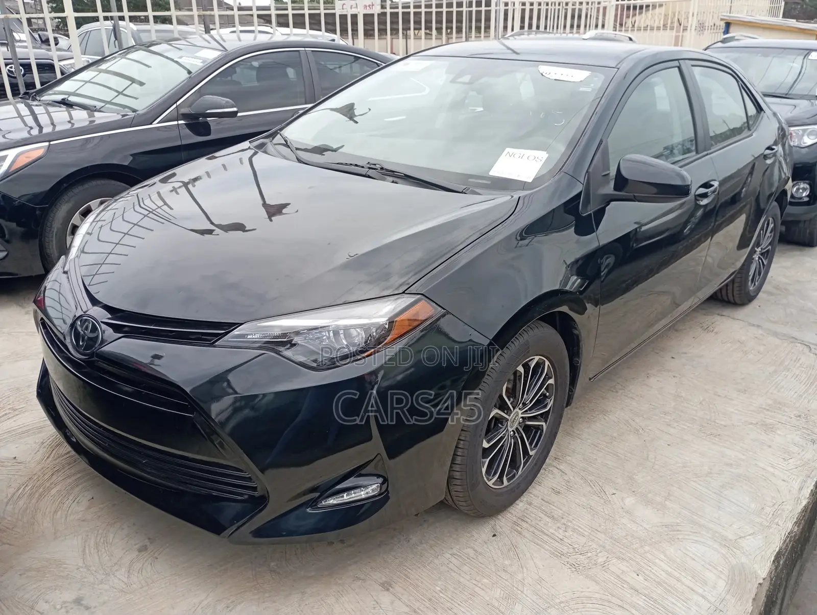 Toyota Corolla 2017 Black