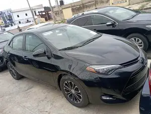 Toyota Corolla 2017 Black