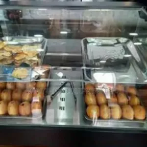 Foreign Snacks Warmer Machine With Curved Glass And 3 Steps