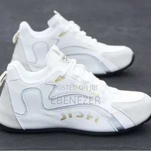 Best Sneakers for Your Every Day Outfits