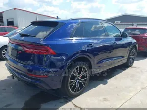 Audi Q8 55 Premium AWD quattro 2020 Blue
