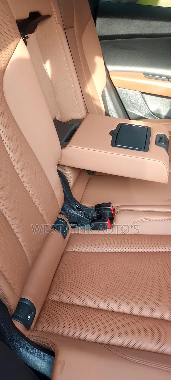 Audi Q8 2022 Blue