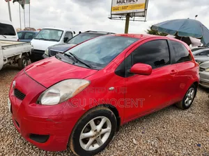 Toyota Yaris 2010 Red