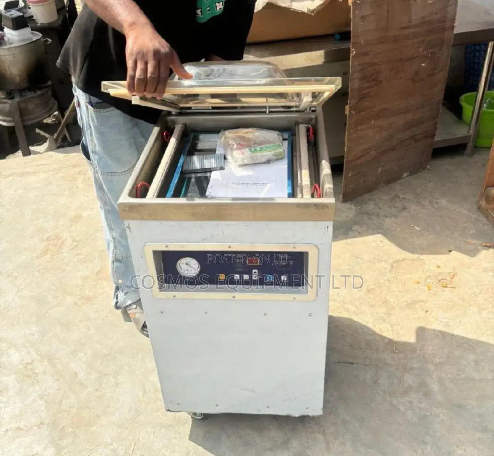 Vacuum Packaging Machine