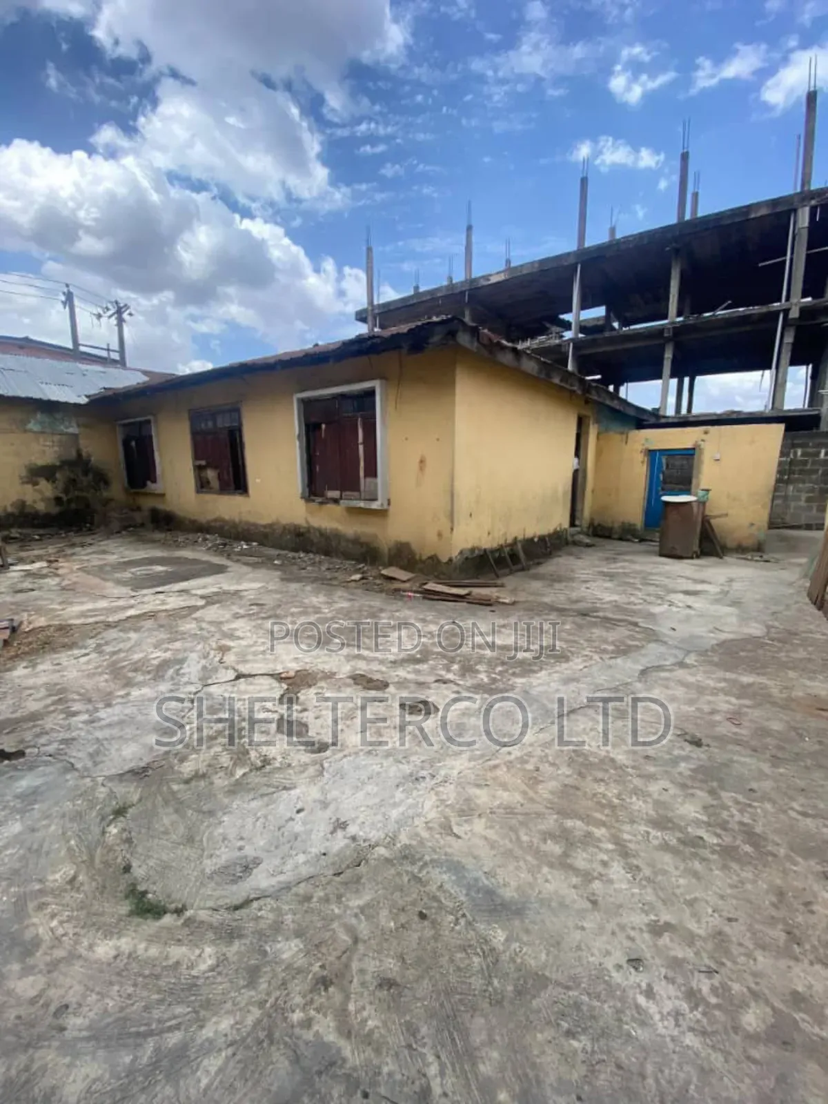 4flats 2units 3bed and 2units 4bed