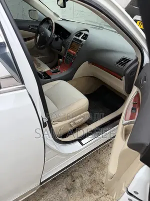 Lexus ES 350 2011 White