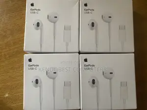 iPhone Earpods With Lightning Connector