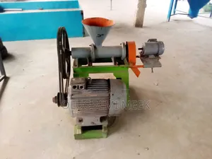 Feed Extruder