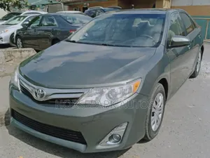 Toyota Camry 2013 Green