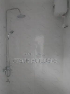 2bdrm Block of Flats in Benin City for rent