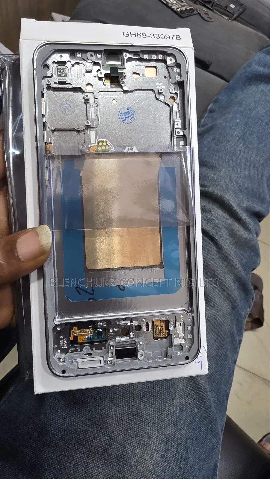 Samsung S25 Fe Amoled Screen
