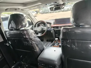 Lexus LX 570 AWD 2017 Black