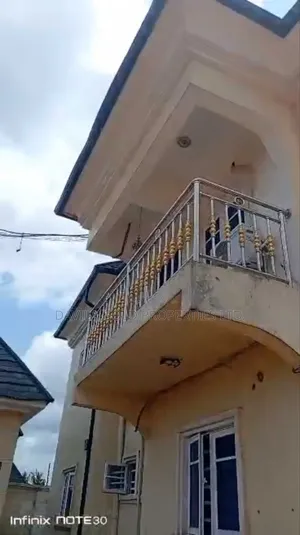 12bdrm Block of Flats in Benin City for sale