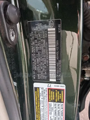 Toyota Camry XLE 4dr Sedan (2.5L 4cyl 6AM) 2010 Green