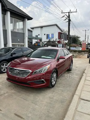 Hyundai Sonata Sport 4dr Sedan (2.4L 4cyl 6A) 2015 Beige