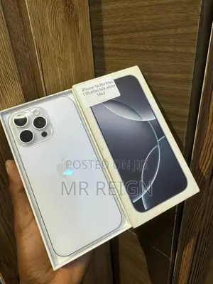 Apple iPhone 16 Pro Max 1 TB White
