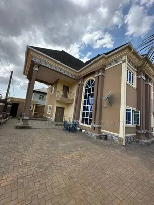 Furnished 5bdrm Duplex in Egbeda for sale