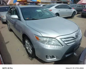 Toyota Camry XLE V6 4dr Sedan (3.5L 6cyl 6AM) 2008 Silver