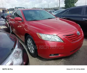Toyota Camry 2.4 XLE 2008 Red