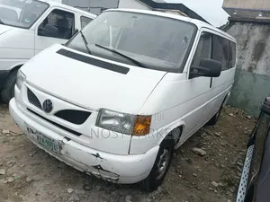 Volkswagen Transporter 2005 White