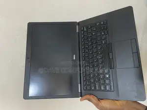 Laptop Dell Latitude E5570 8GB Intel Core i5 SSD 256GB