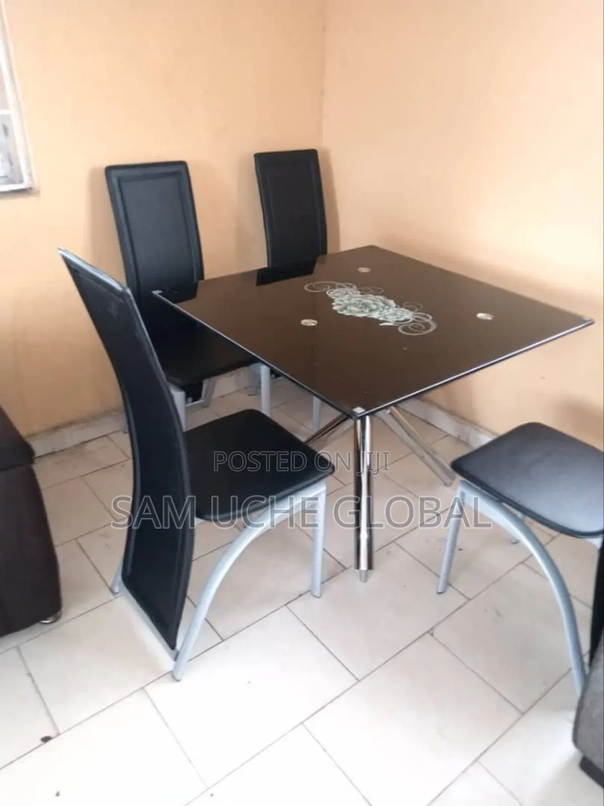 Mini Dining Set by 4