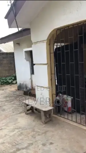Furnished 10bdrm House in Iju-Ishaga for sale