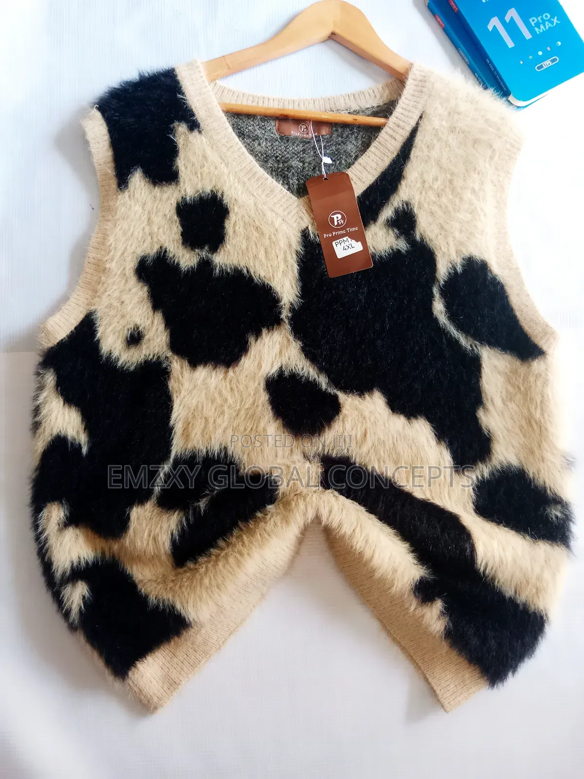 Cow Print Mohair Complex