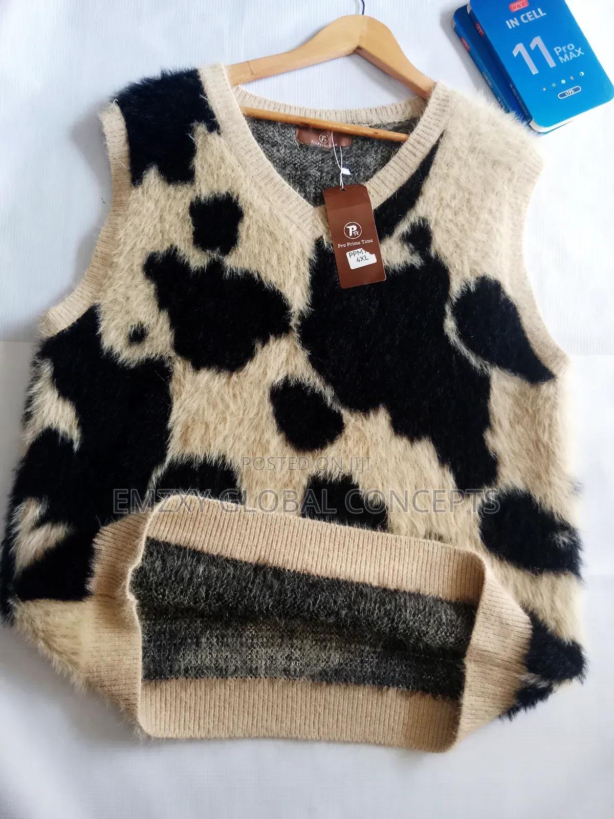 Cow Print Mohair Complex