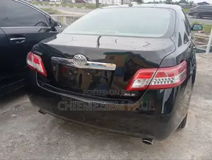 Toyota Camry XLE V6 4dr Sedan (3.5L 6cyl 6A) 2011 Black
