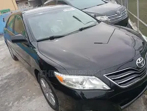 Toyota Camry XLE V6 4dr Sedan (3.5L 6cyl 6A) 2011 Black
