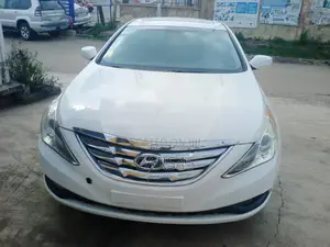 Hyundai Sonata 2011 White