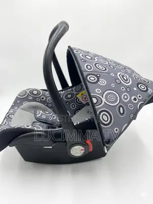 Neatly Used Clean Happy Winner LMV Infant Car Seat - Lekki/Ajah