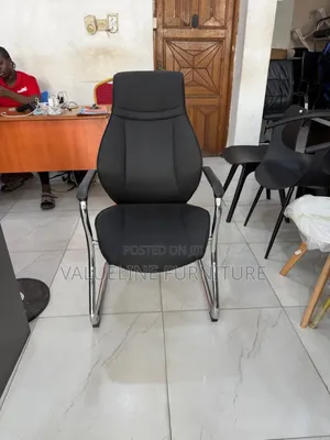 609h Visitors Chair