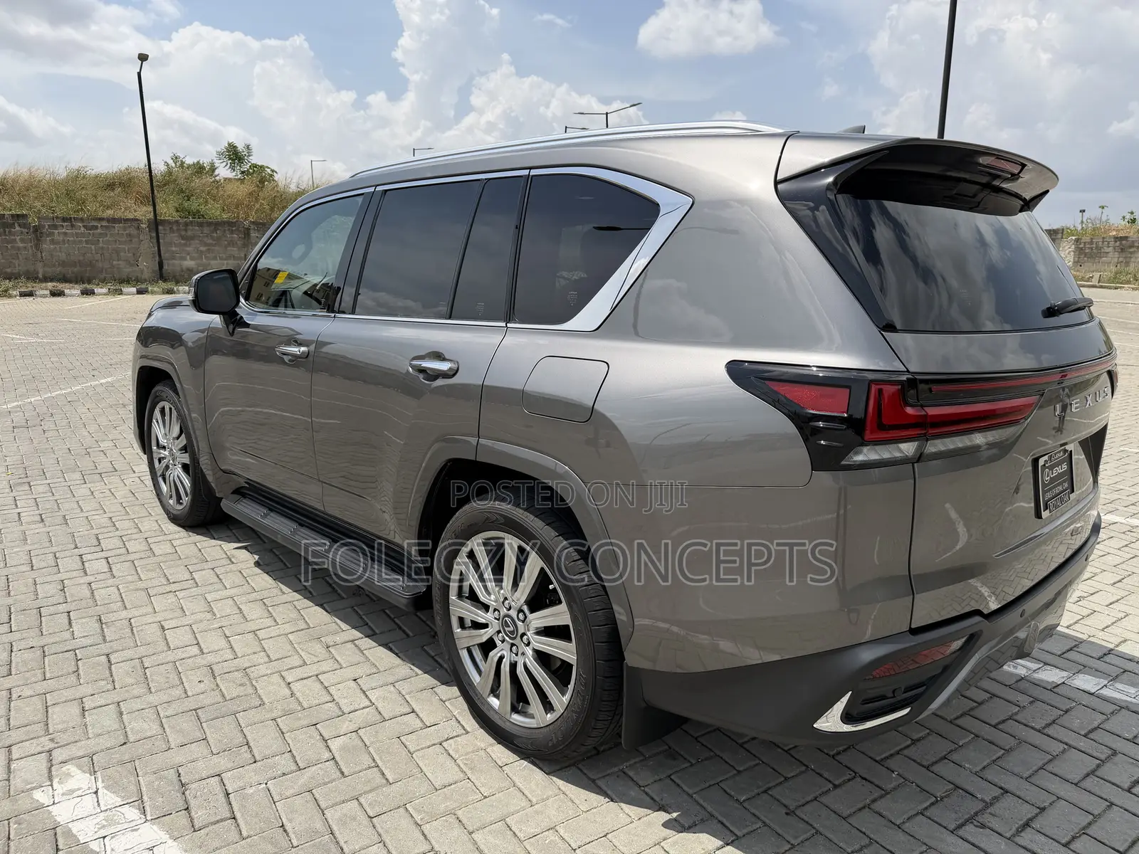 Lexus LX LX 600 2024 Gray