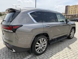Lexus LX LX 600 2024 Gray