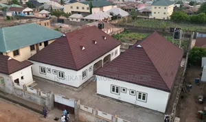 2bdrm Block of Flats in Tanke, Ilorin South for sale