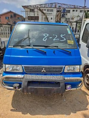 Mitsh L300 Truck