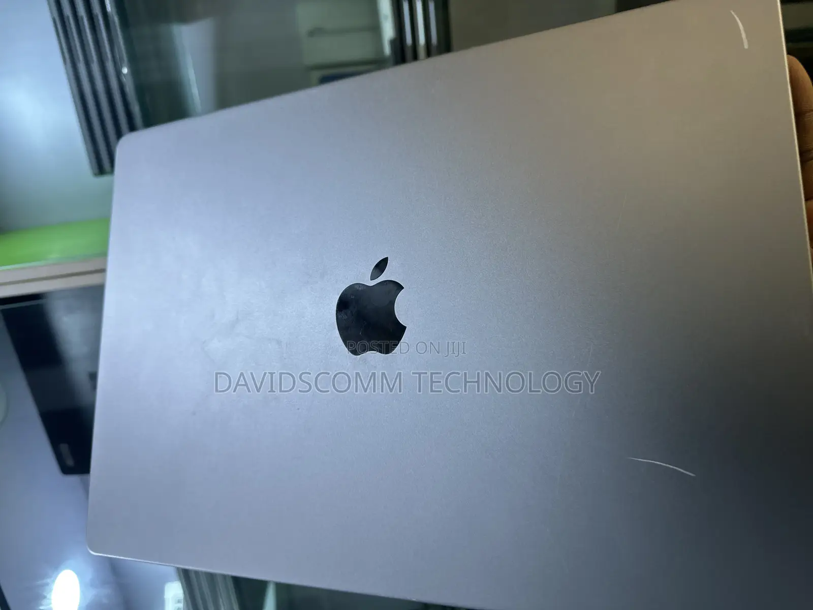 Laptop Apple MacBook Pro 2020 M1 32GB Apple M1 Pro SSD 1T