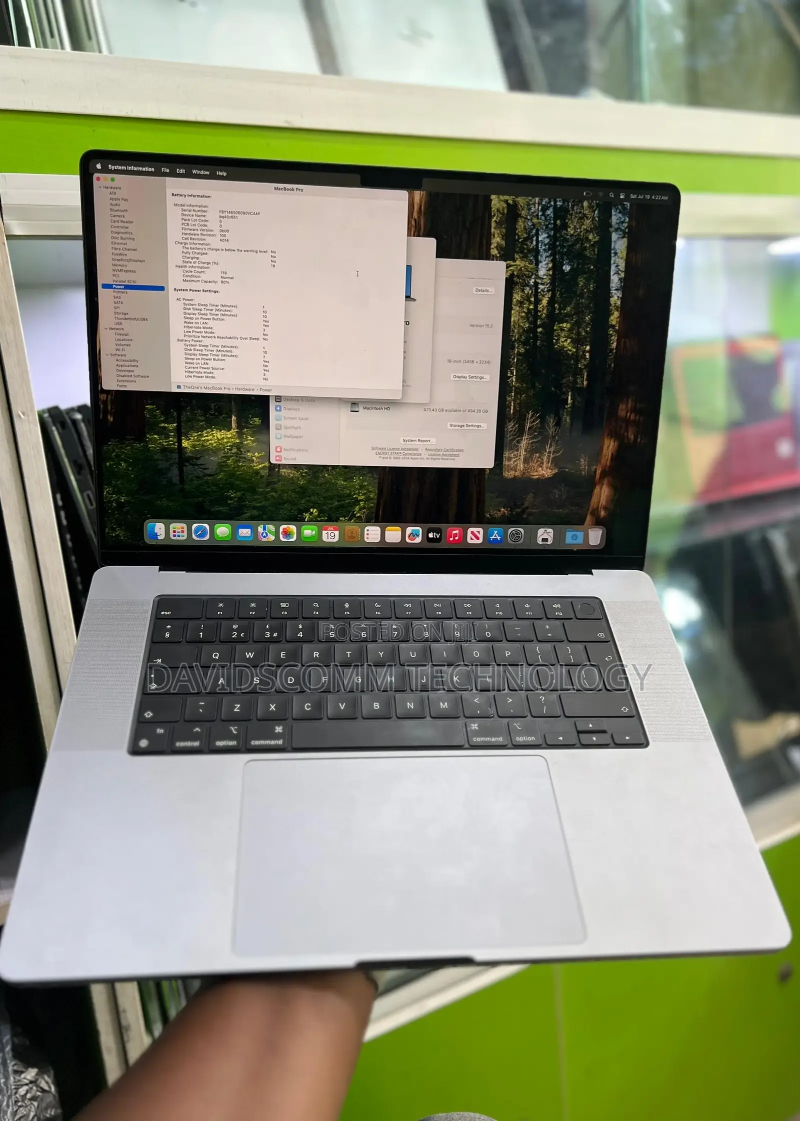 Laptop Apple MacBook Pro 2020 M1 32GB Apple M1 Pro SSD 1T