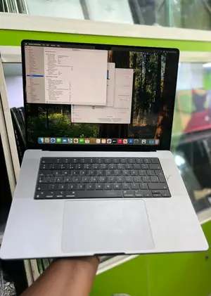 Laptop Apple MacBook Pro 2020 M1 32GB Apple M1 Pro SSD 1T