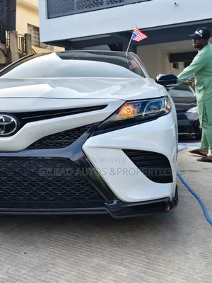 Toyota Camry TRD V6 2021 White