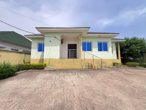 3bdrm Bungalow in Lugbe District for sale