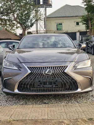 Lexus ES 350 F Sport 2020 Gray