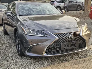 Lexus ES 350 F Sport 2020 Gray