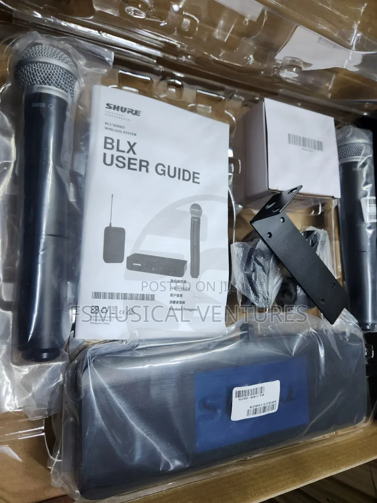 Shure Blx288/Sm58 Dual Channel Wireless Handheld Microphone System