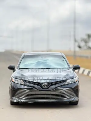 Toyota Camry 2018 Black
